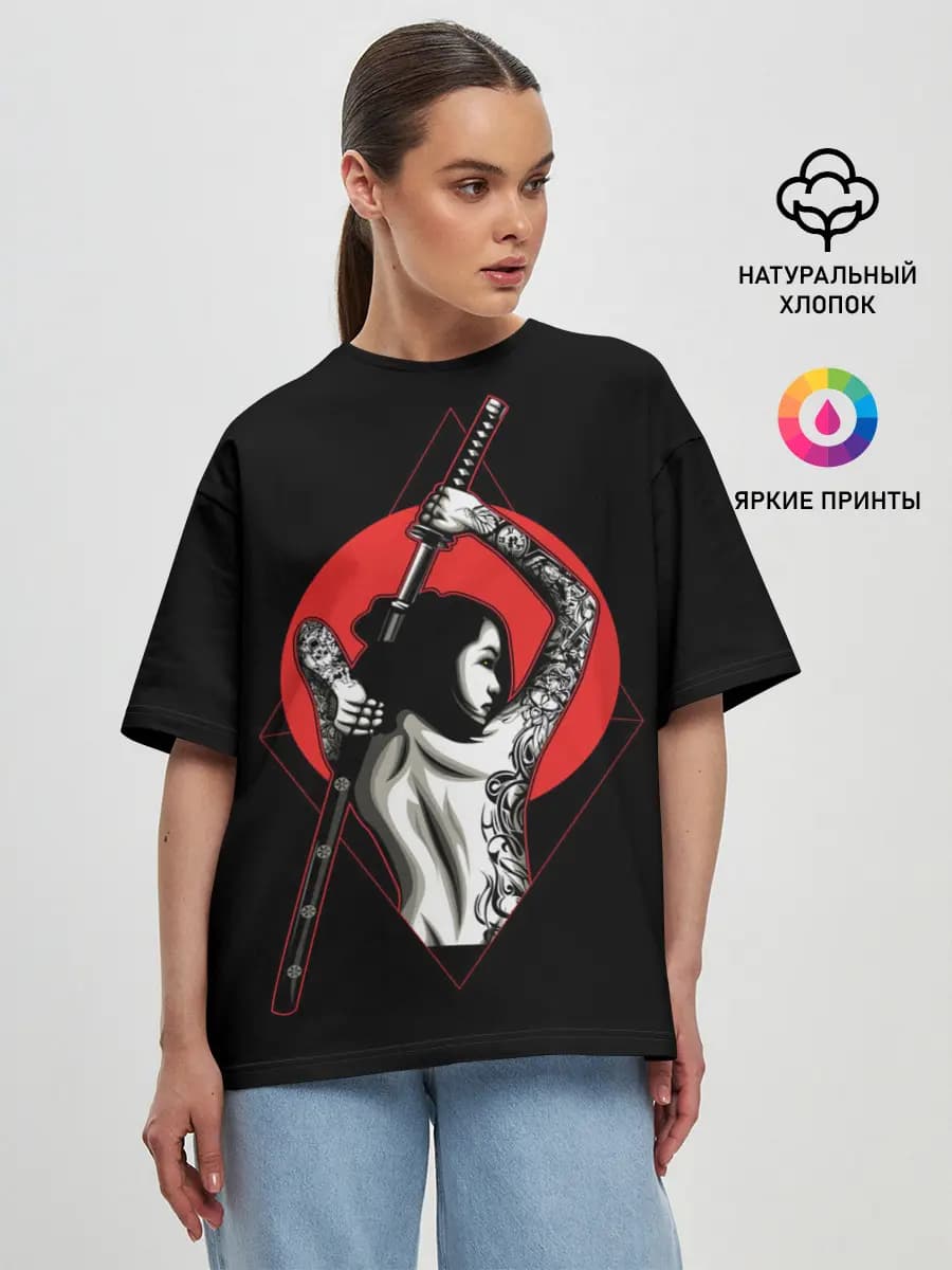 Женская футболка оверсайз